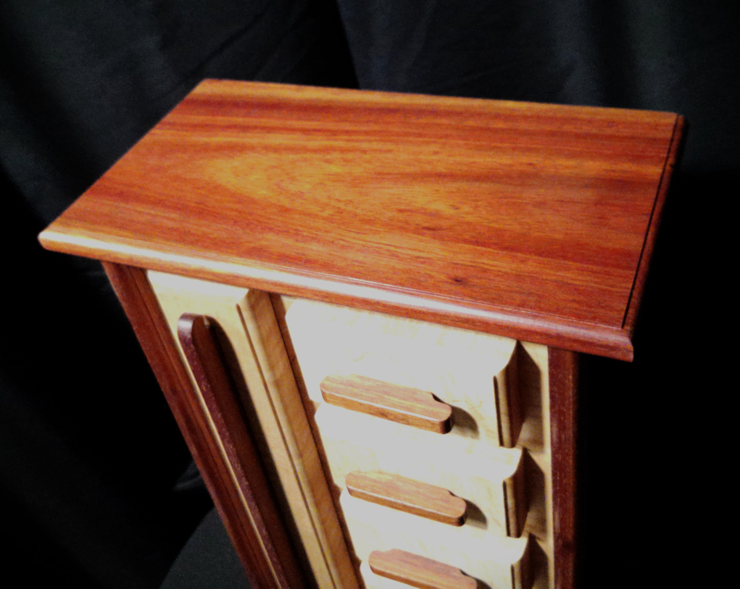Jewelry Box (standing)