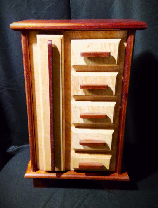 Jewelry Box (standing)